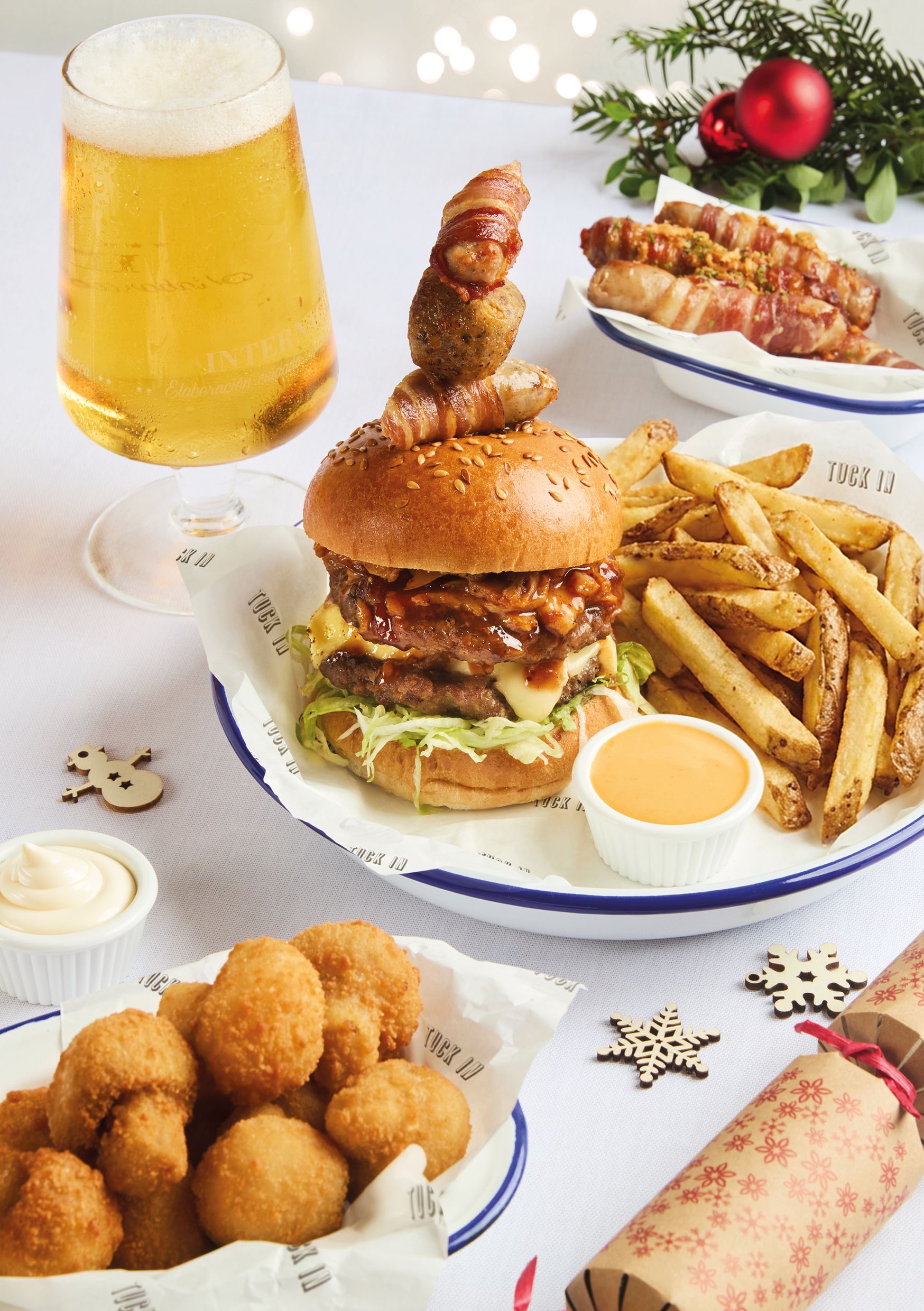 Festive Lunch & Dinner at The Merrie Harrier Hotel in Cardiff